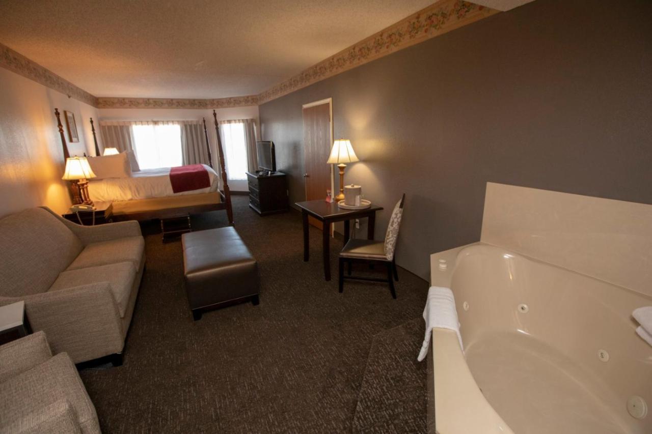 Grand Victorian Branson