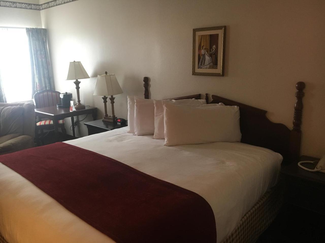 Hotel Grand Victorian