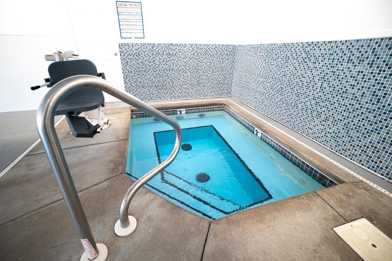 The Stone Castle & Conference Center Hotel 3*