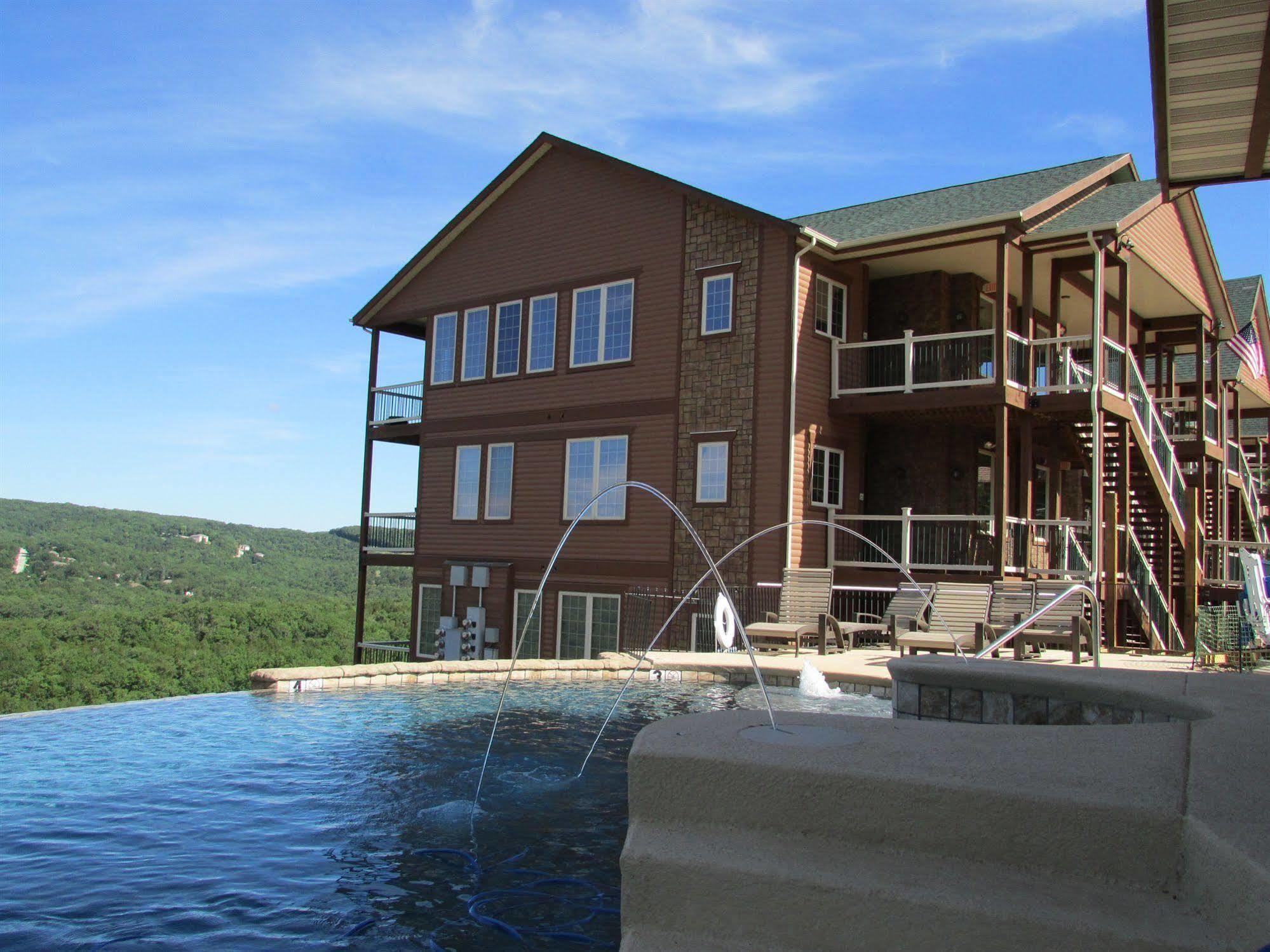 Cliffs Table Rock Resort