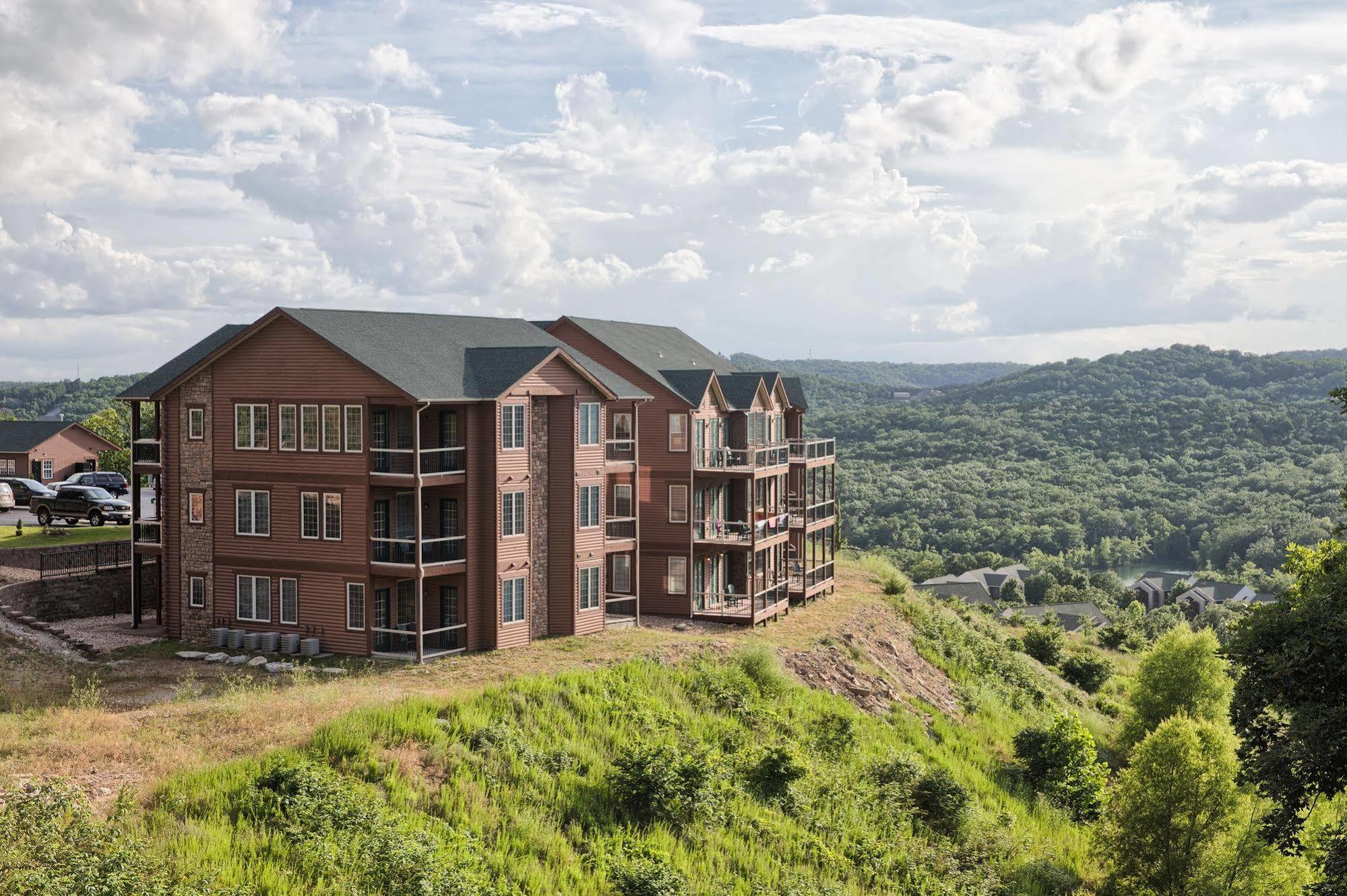 Cliffs Table Rock Resort
