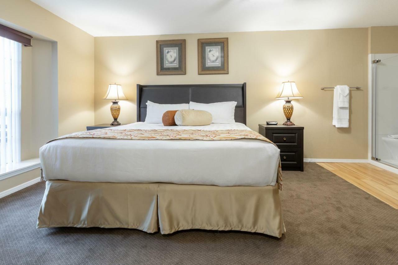 Aparthotel Surrey Townhomes By Capital Vacations *