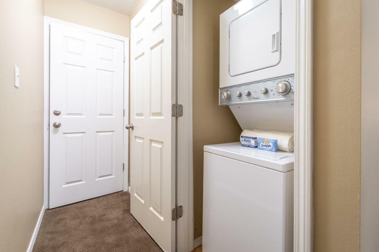 Surrey Townhomes By Capital Vacations *