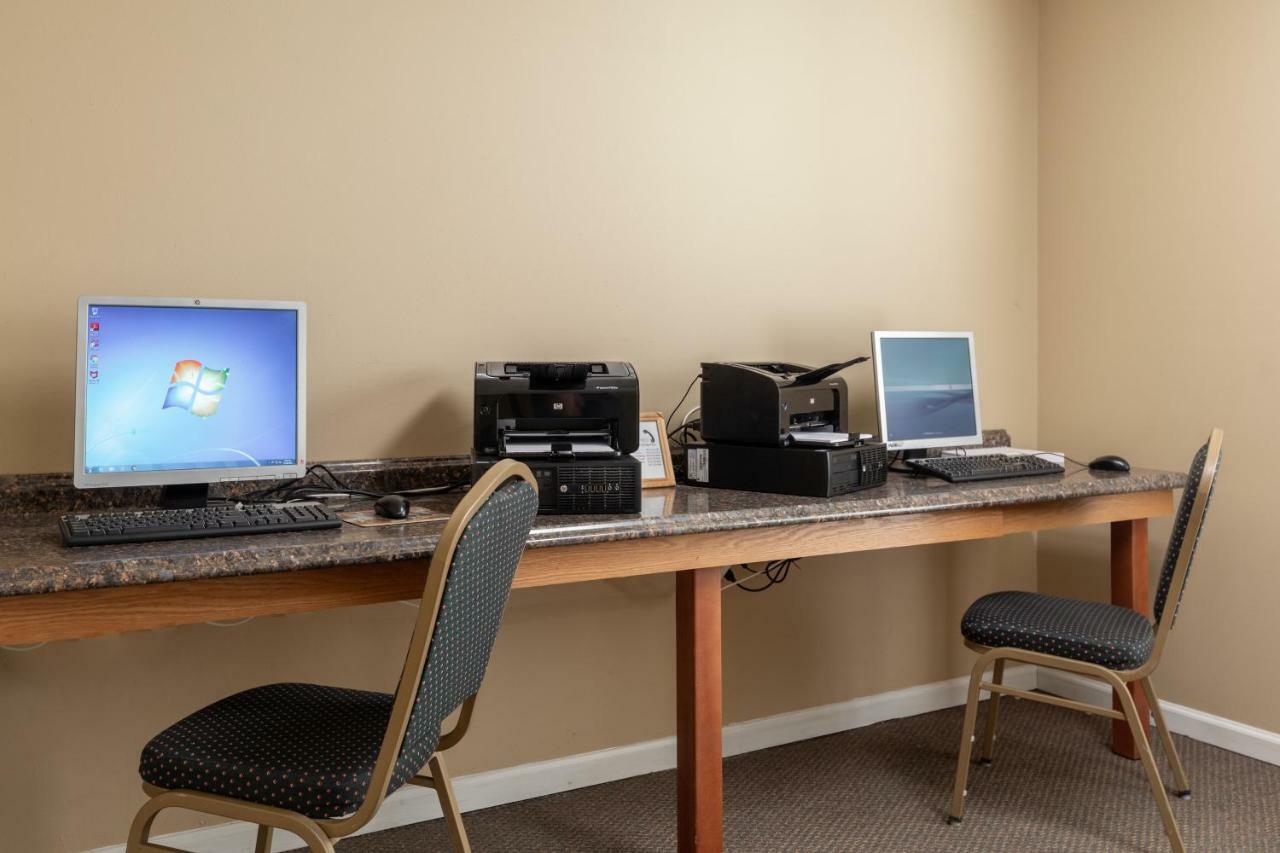 Surrey Townhomes By Capital Vacations * Branson