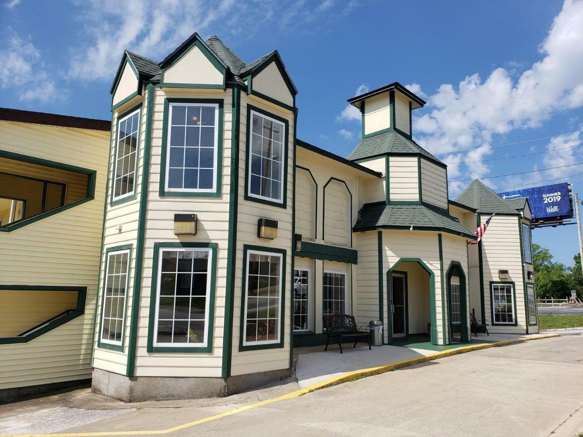 Four Seasons Motel 2*