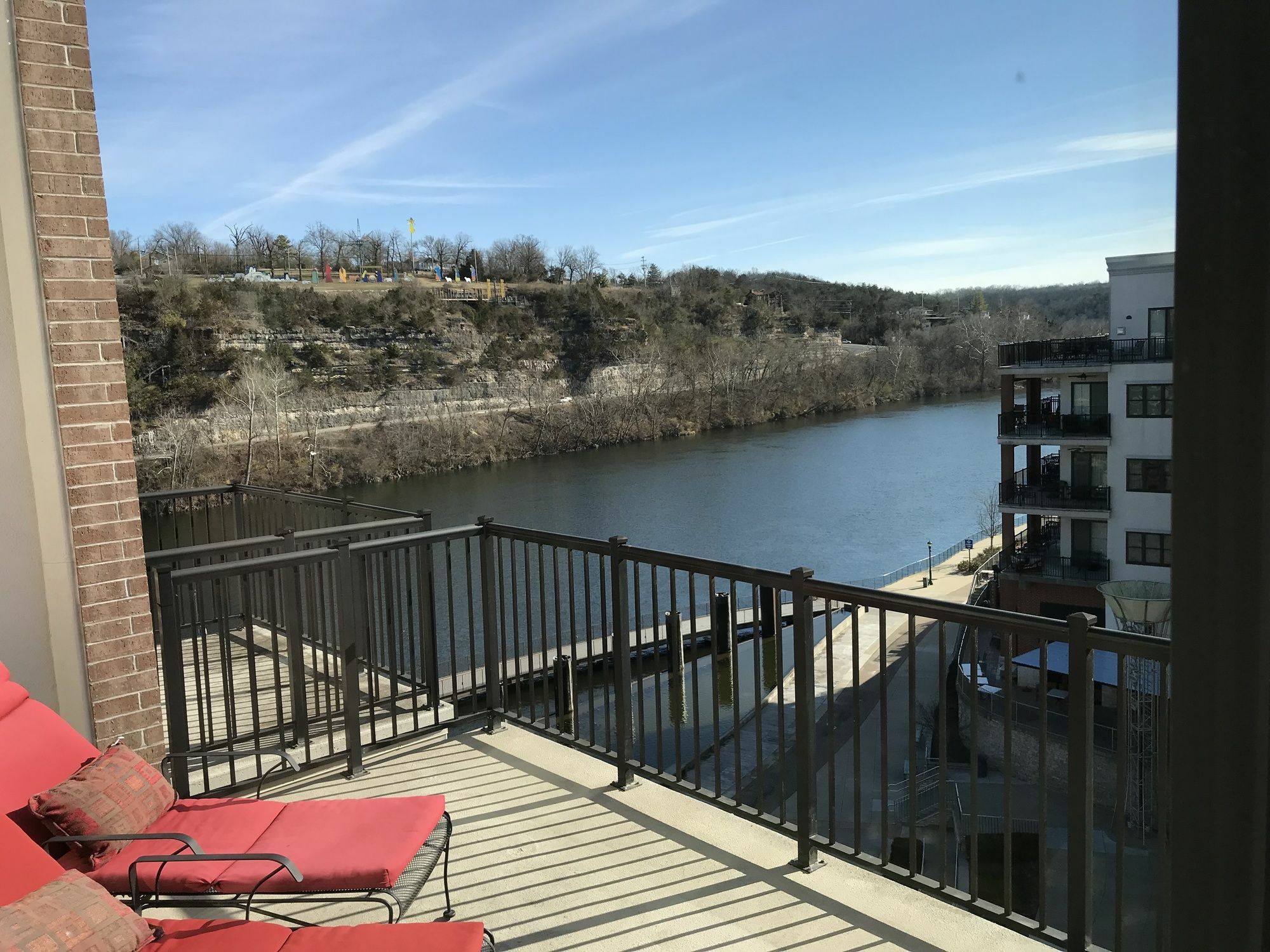 Nightly 4* Branson