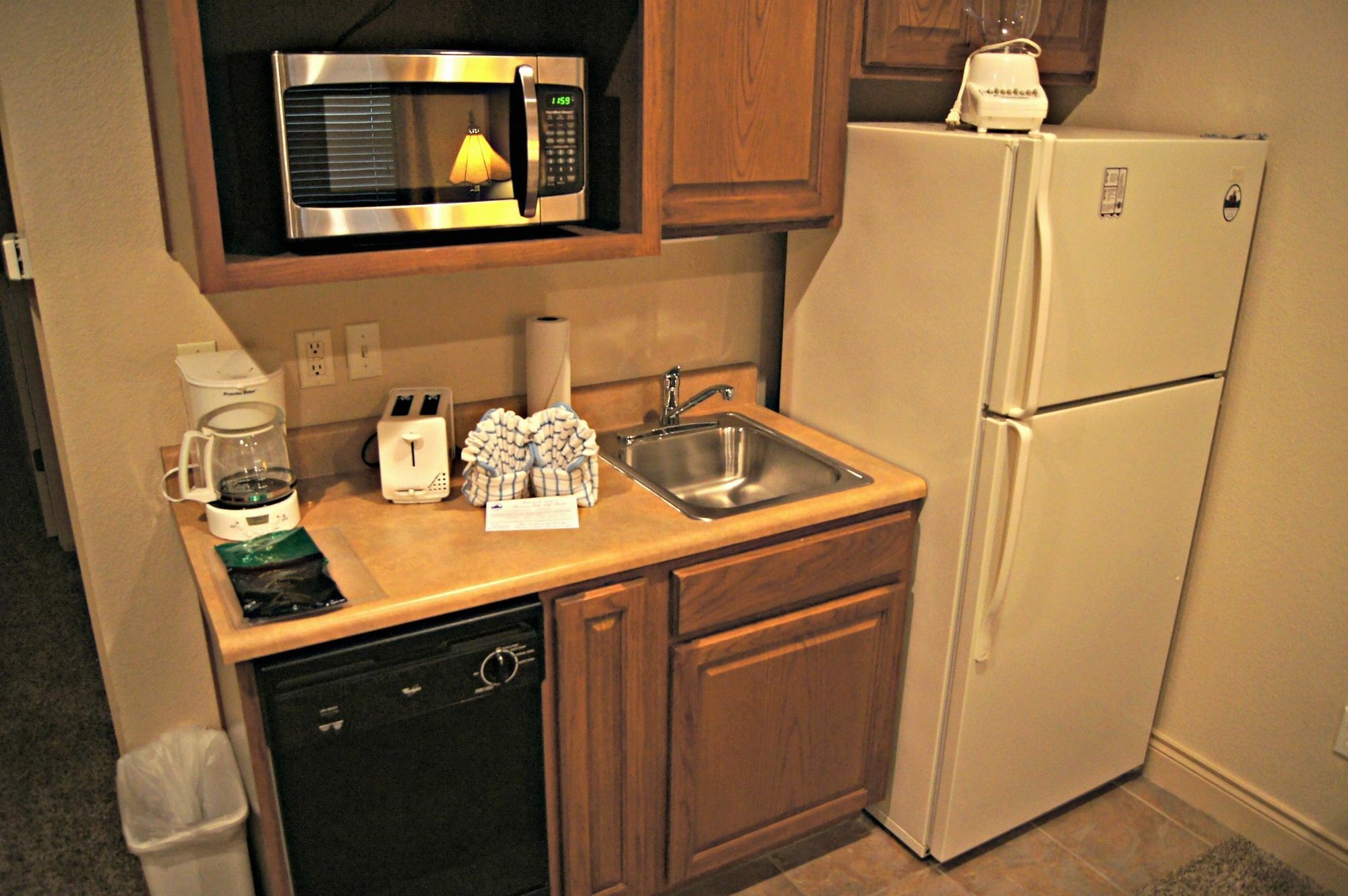 Nightly Hotel 4*