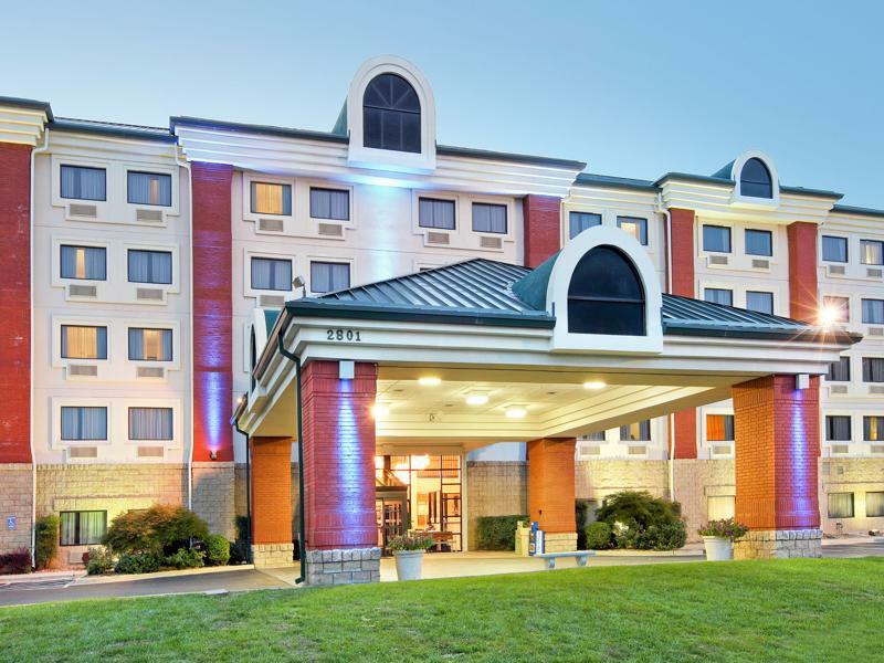 Express Branson- Mountain Drive By Ihg Branson
