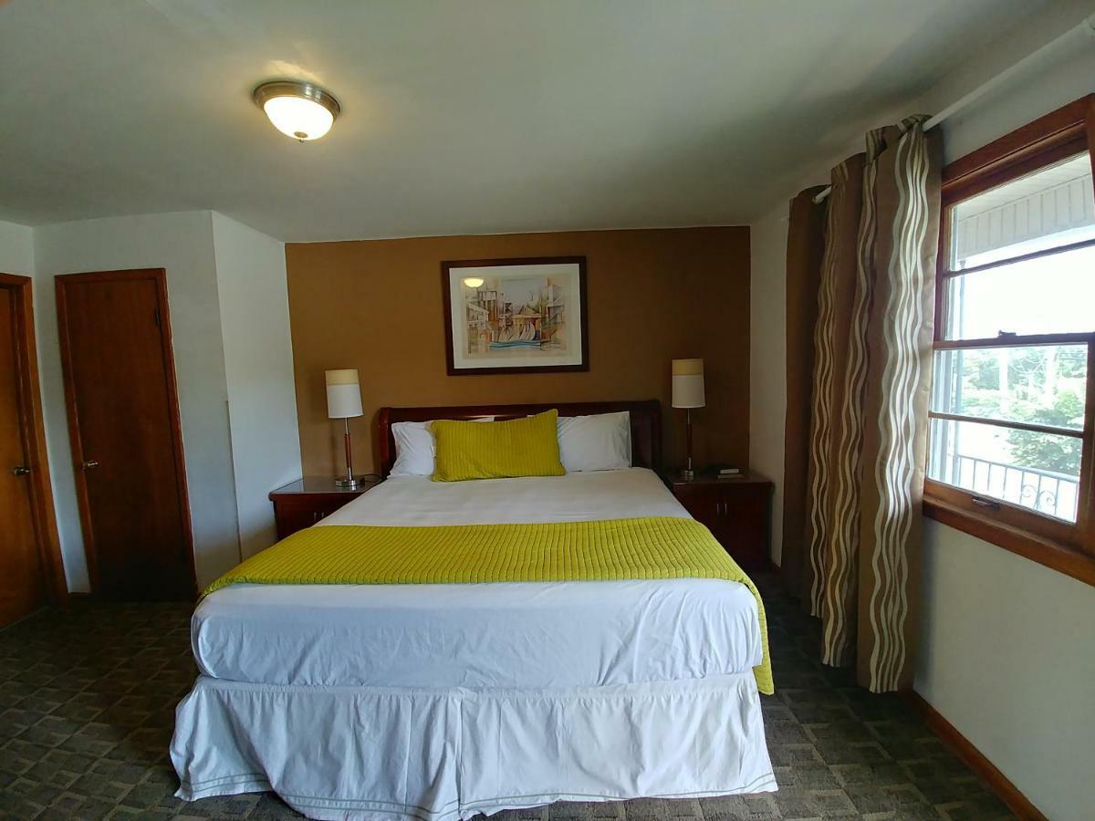 Motel Walnut Lane