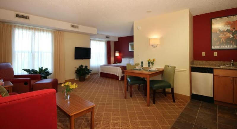 By Marriott 3* Branson