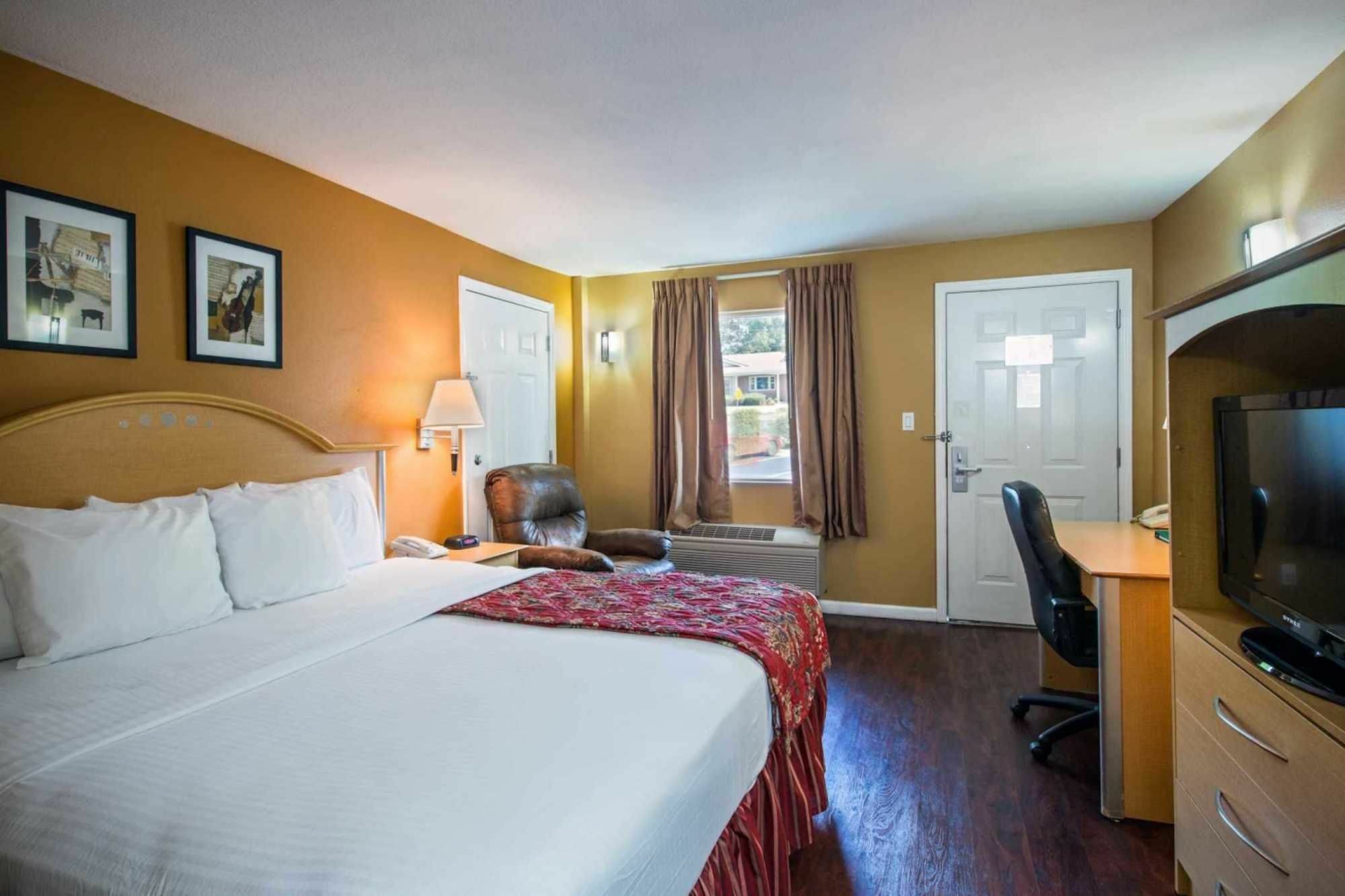 Hotel Quality - Hwy 76 2*