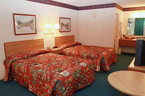 Ozark Mountain Hotel 2*