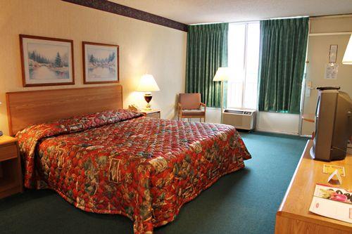Hotel Ozark Mountain 2*