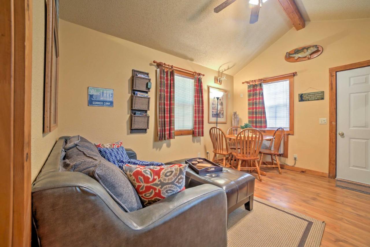 With Deck Near Table Rock Lake! Holiday home *