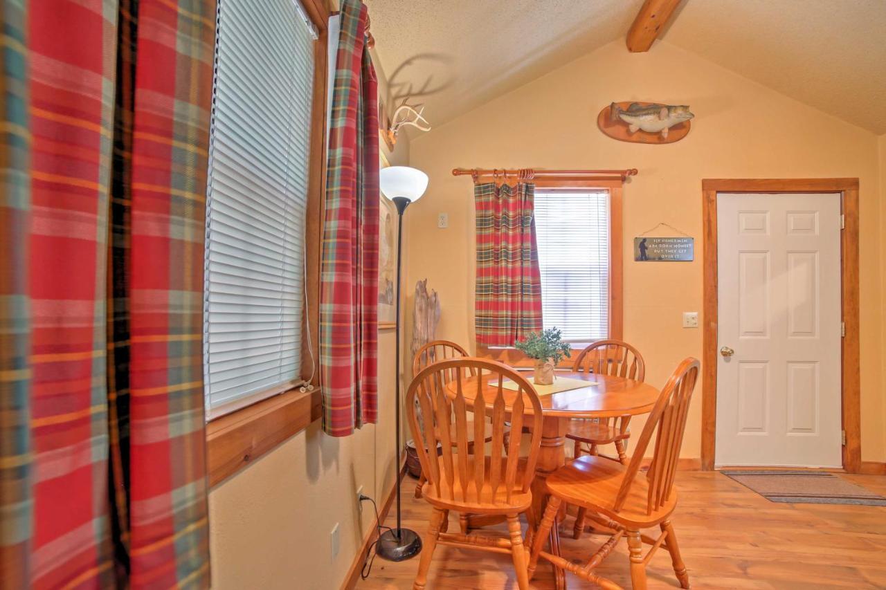 With Deck Near Table Rock Lake! Branson