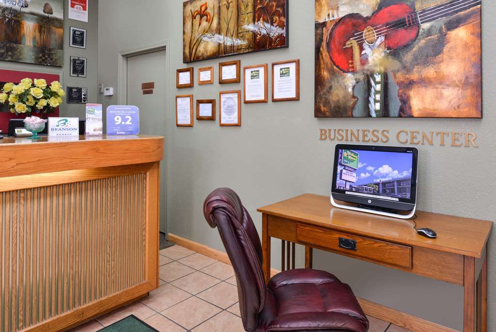 Ramada By Wyndham Motel Branson