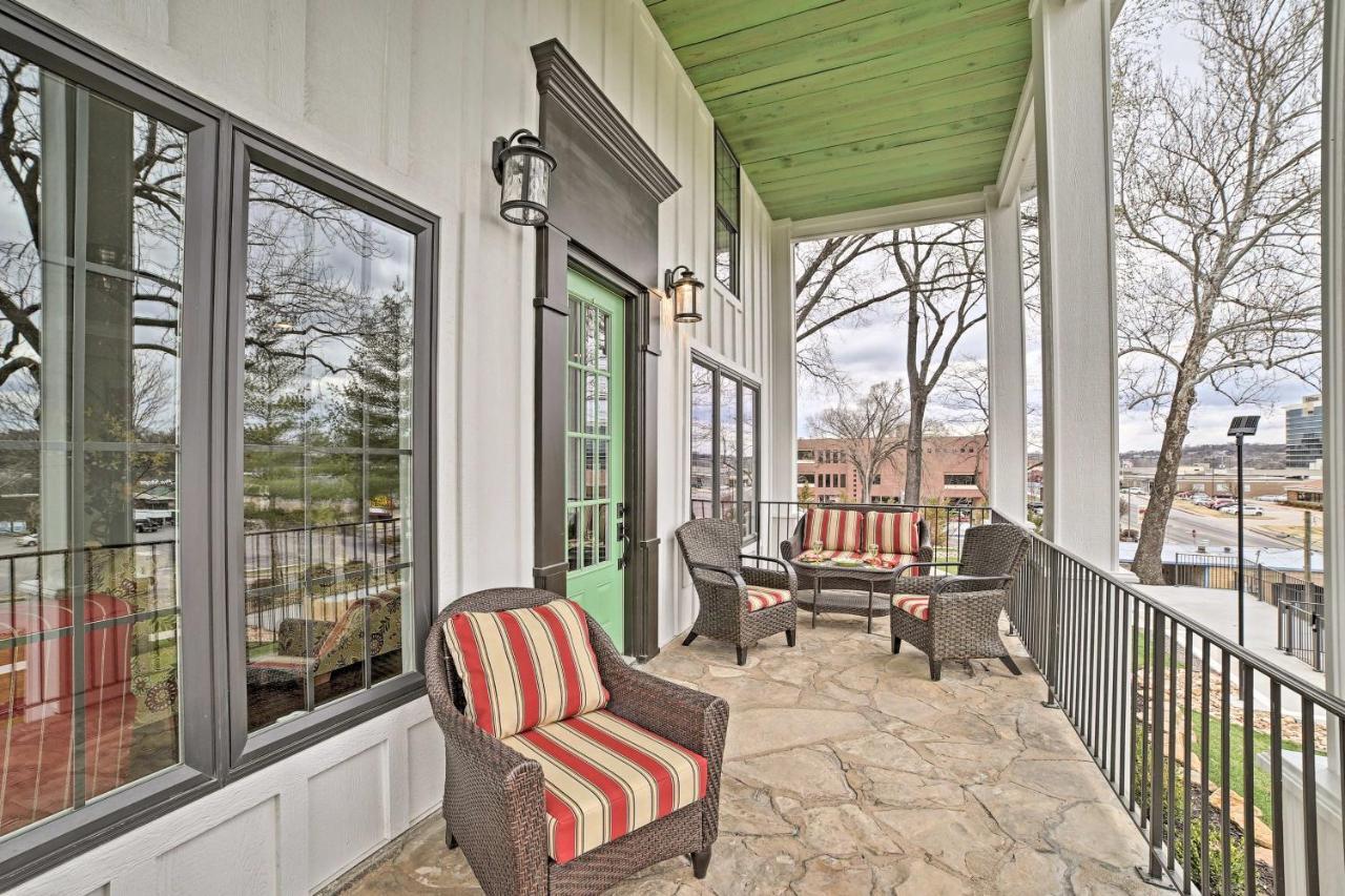 Downtown With Pool Near The Landing! Branson