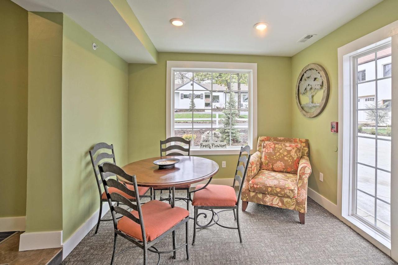 Downtown With Pool Near The Landing! Holiday home *