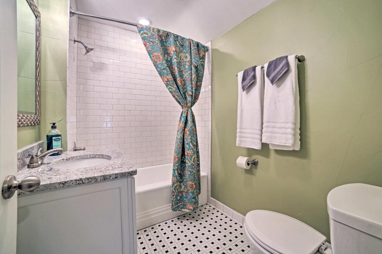 Holiday home Downtown With Pool Near The Landing! Branson