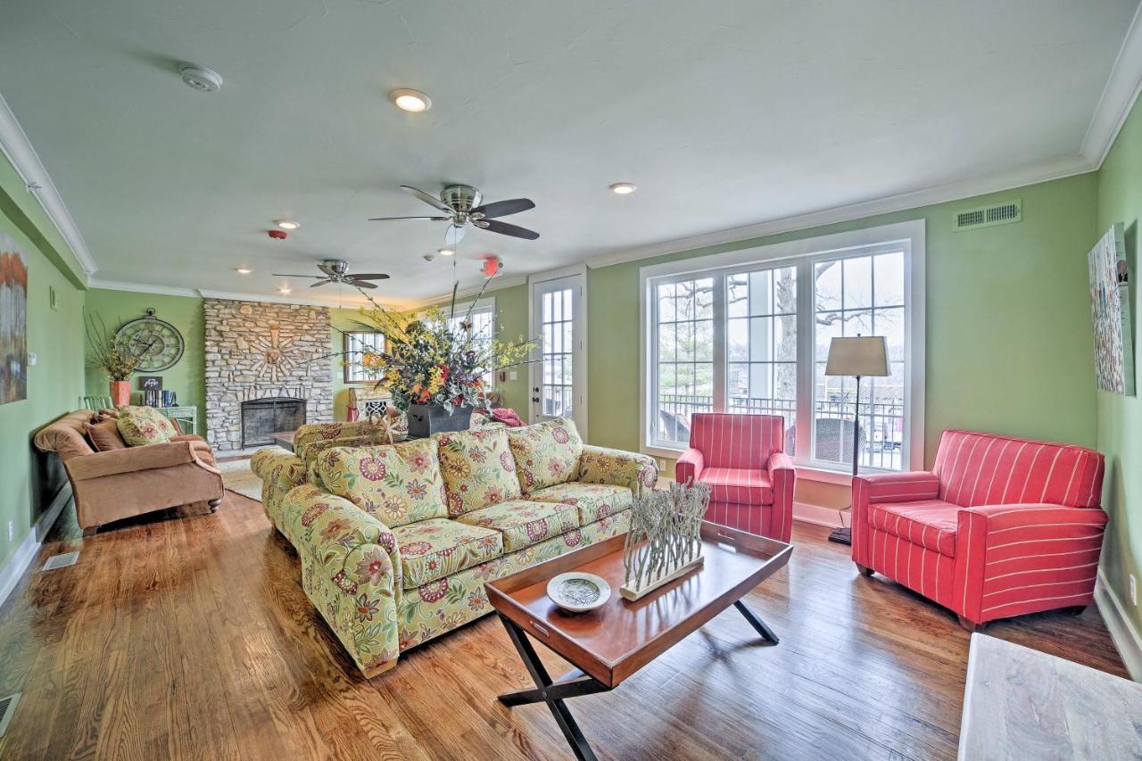 Holiday home Downtown With Pool Near The Landing!