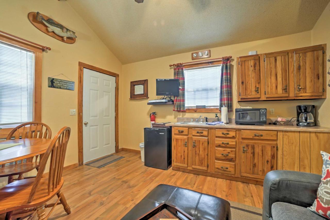 With Deck Near Table Rock Lake! Branson