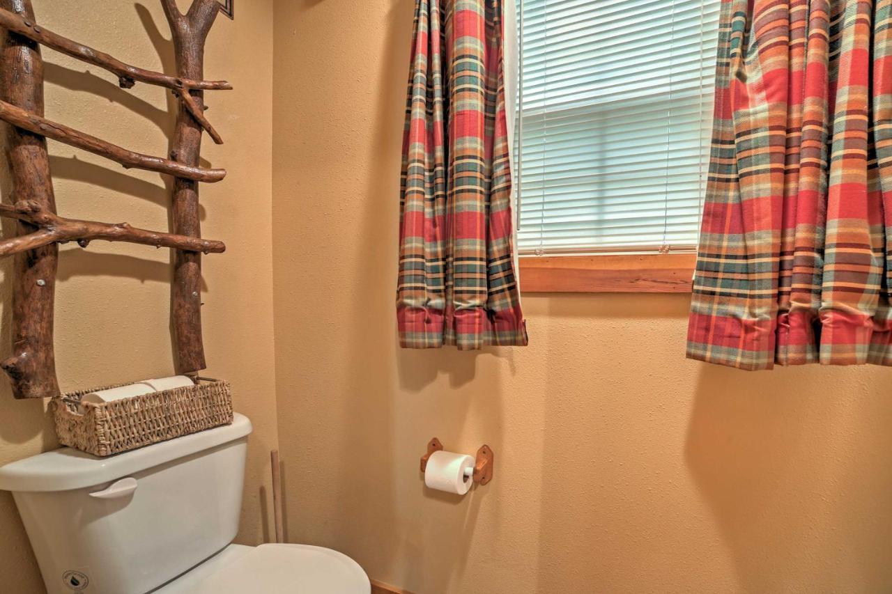 Holiday home Cozy Near Table Rock Lake! *