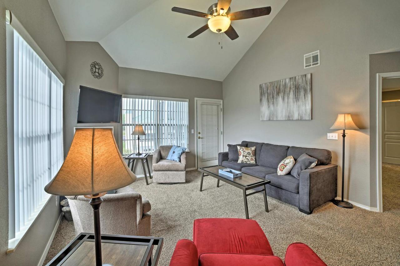 Apartment 8 Mi To Silver Dollar With Pool! Branson