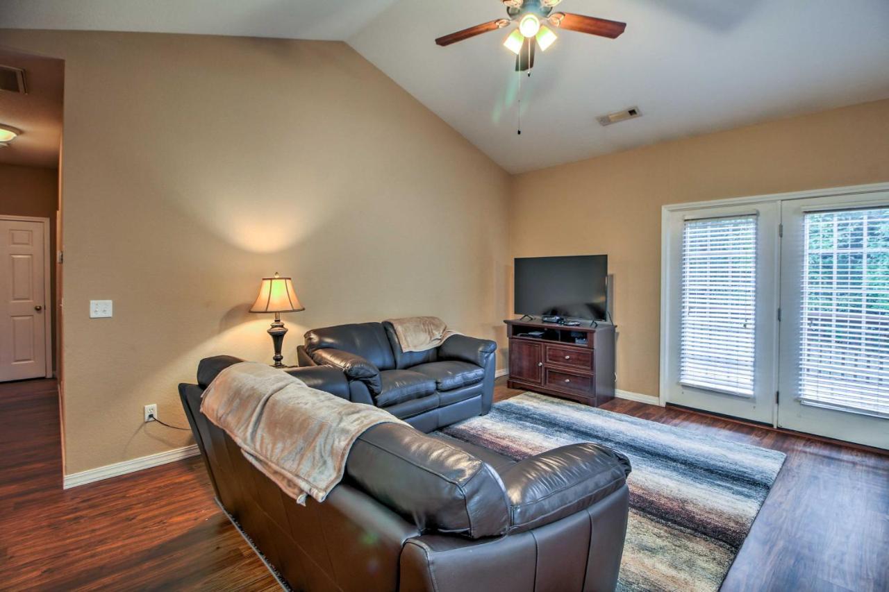 With Deck Walk To The Strip And Creek! *