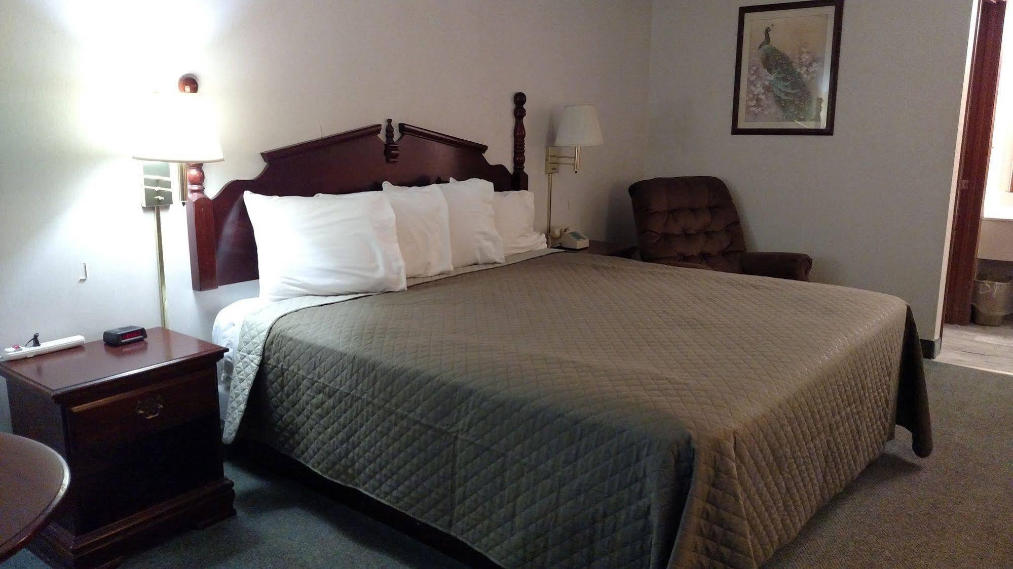 Hotel Evergreen 2*