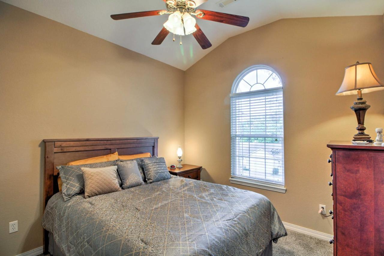 With Deck Walk To The Strip And Creek! *
