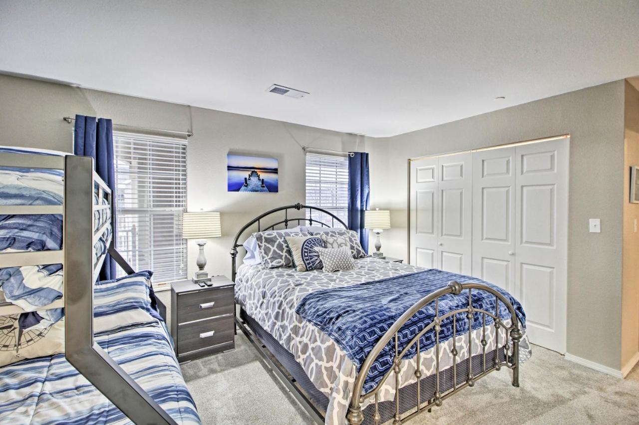 Apartment Updated Taneycomo With Screened Porch! *