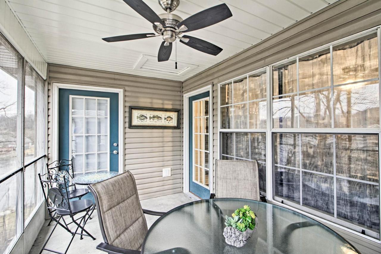 Updated Taneycomo With Screened Porch! Apartment