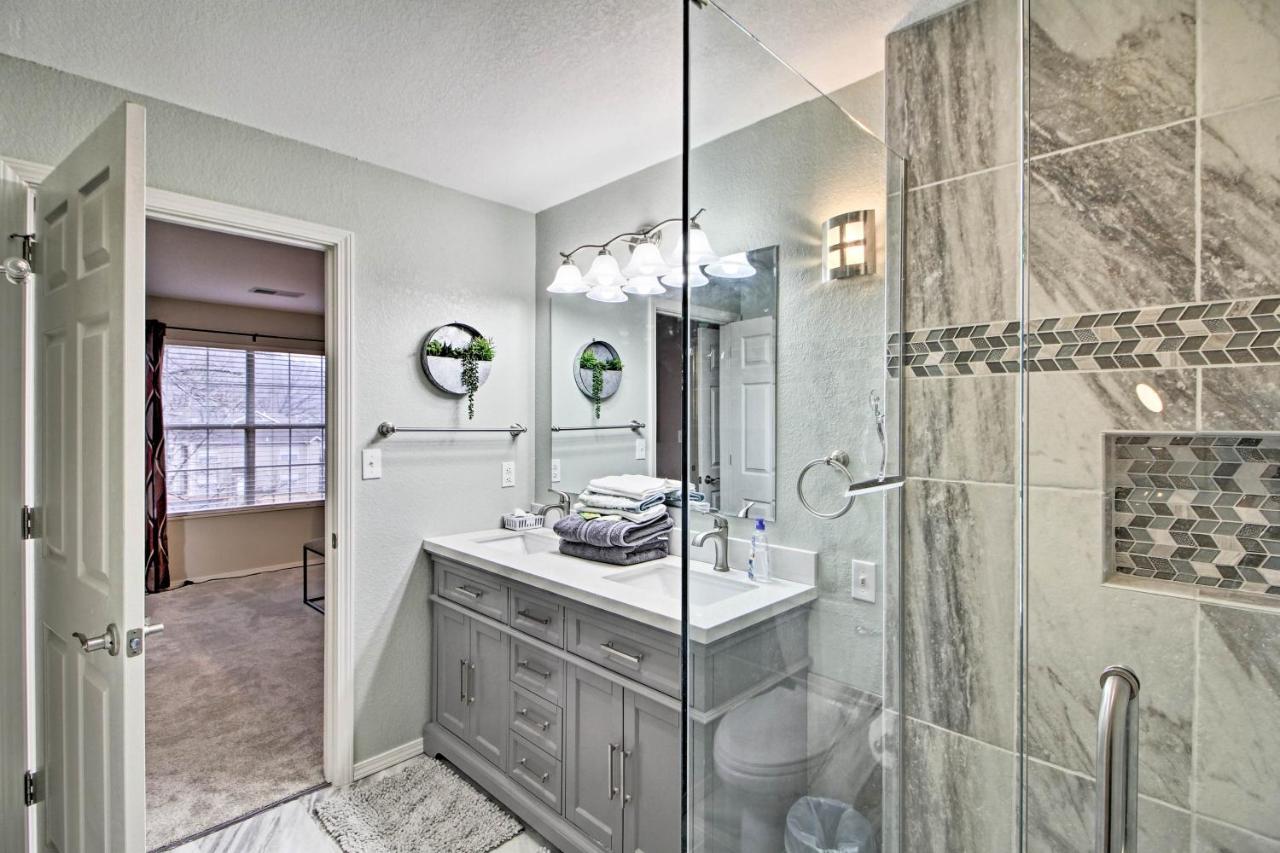 Apartment Updated Taneycomo With Screened Porch! Branson