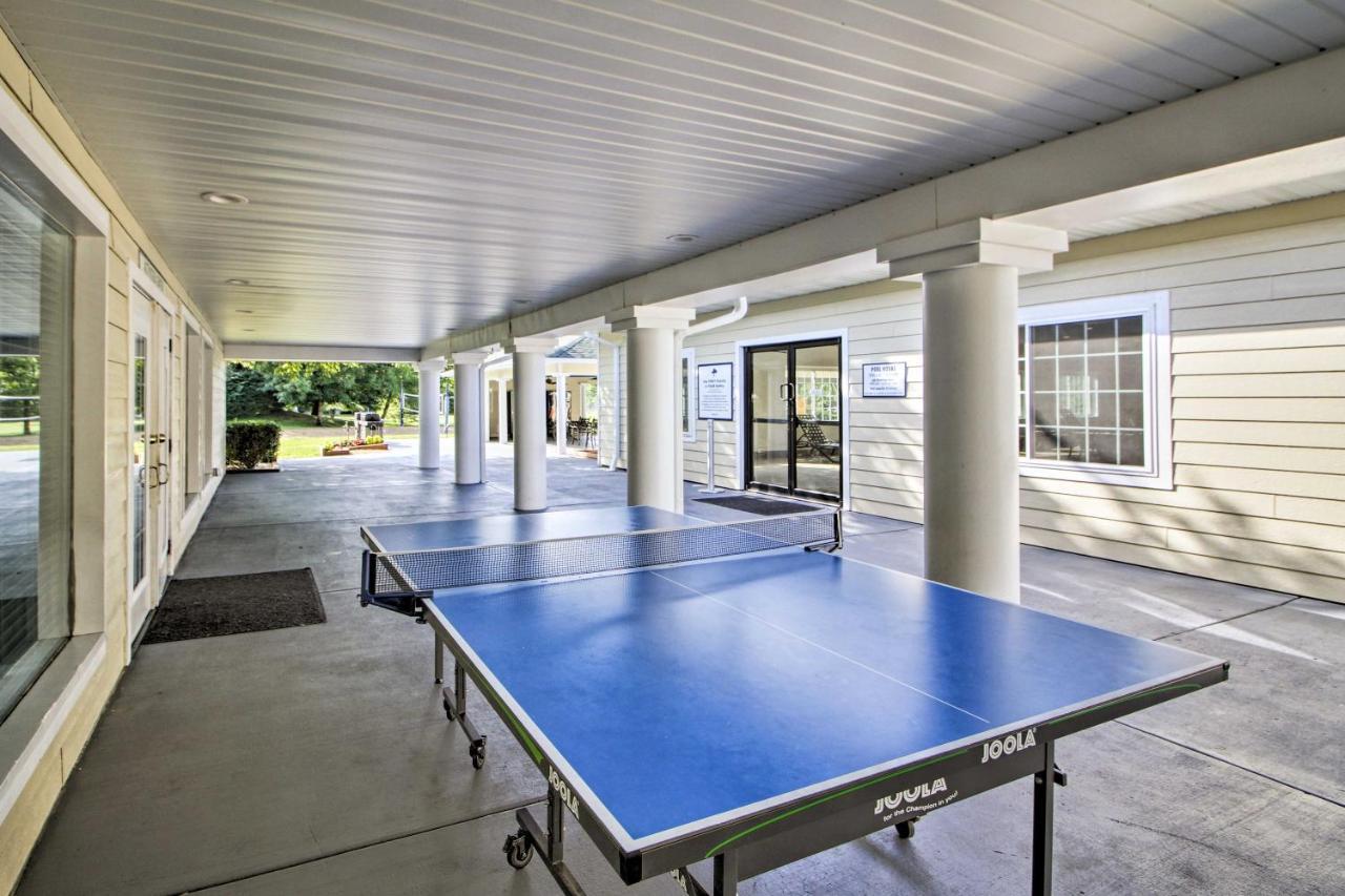 Stunning Table Rock Near Strip! Apartment