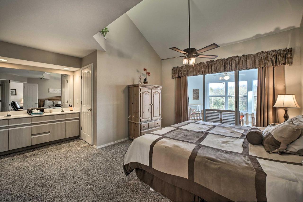 Apartment Lakefront Getaway Near Marina And Fishing! Branson
