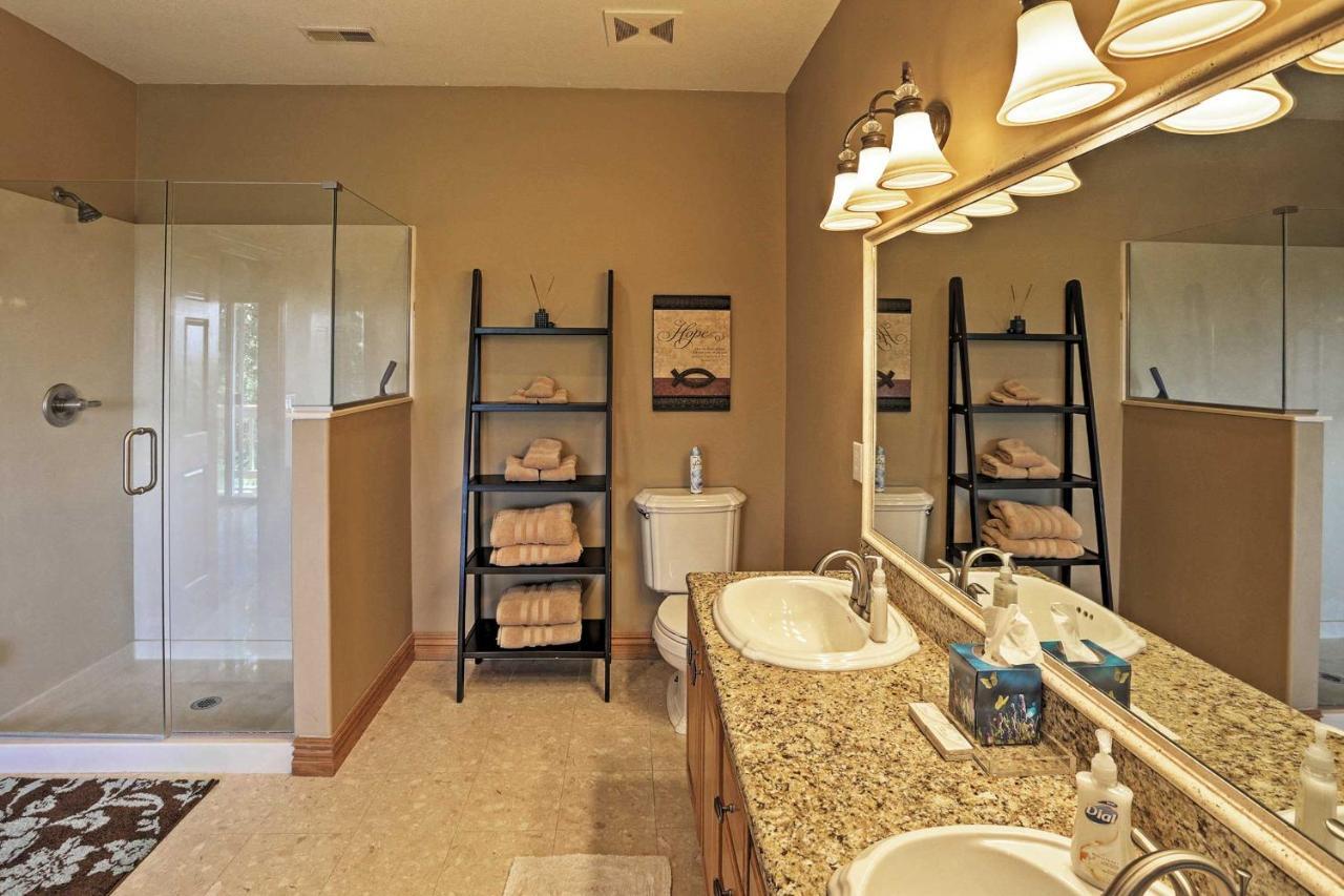 Holiday home With Indoor Pool And Basketball Court! Branson