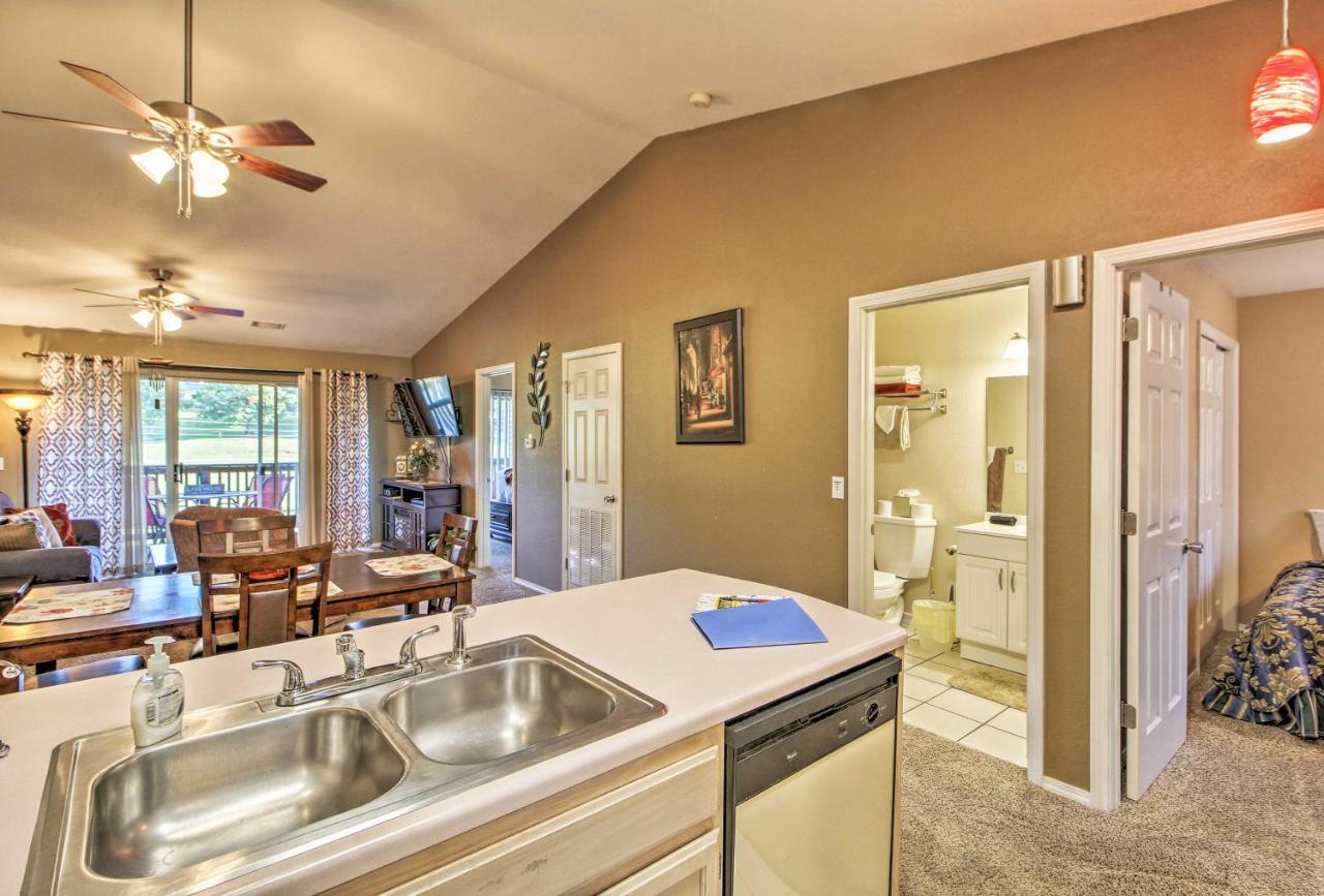 Apartment Stunning Table Rock Near Strip!