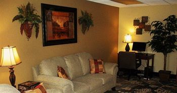 Spark By Hilton Meadows Hotel