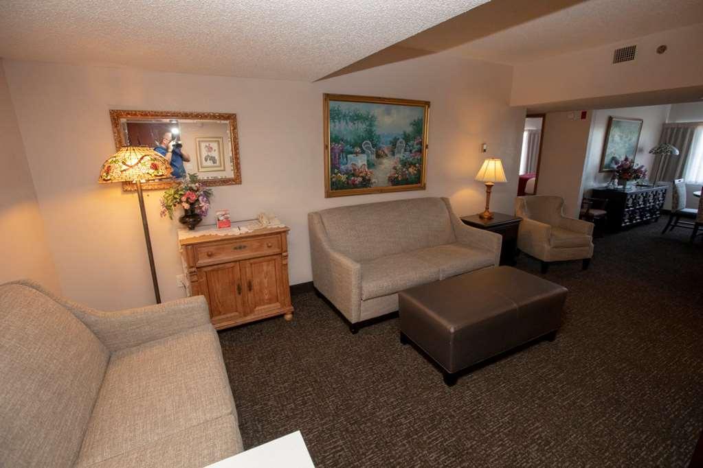 Hotel The Grand Victorian Branson