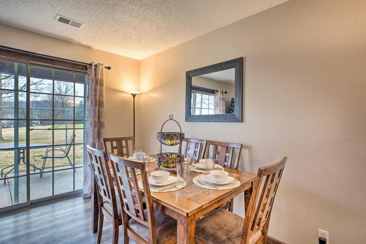 Family With Indoor Pool And Patio Apartment Branson