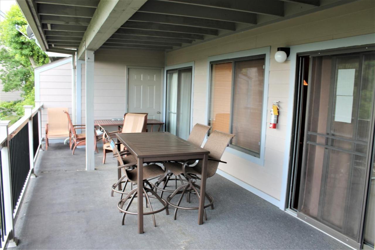 Treehouse Apartment Branson