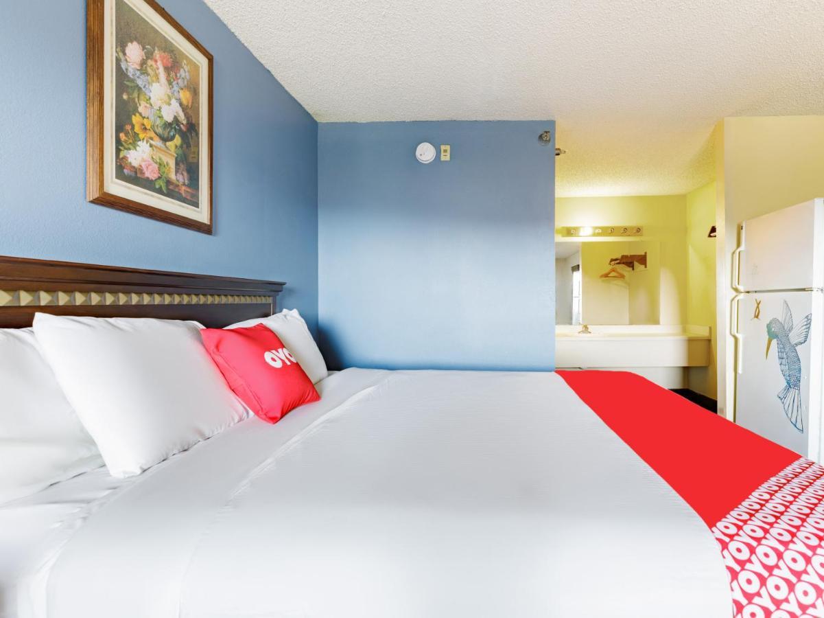 Hotel Oyo Hotel Branson Victorian Palace
