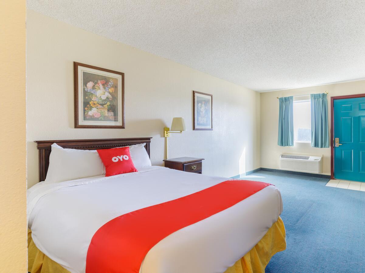 Oyo Hotel Branson Victorian Palace Branson