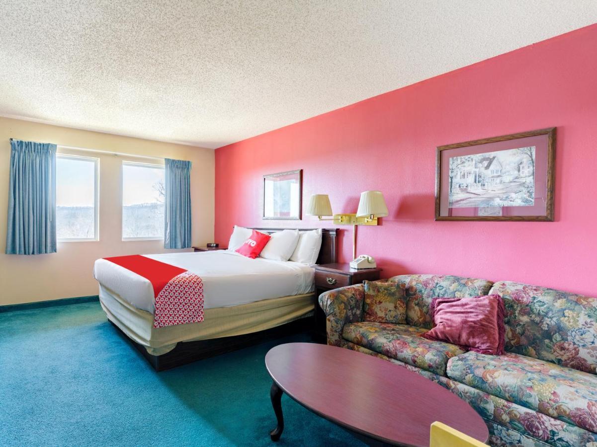 Oyo Hotel Branson Victorian Palace Hotel Branson