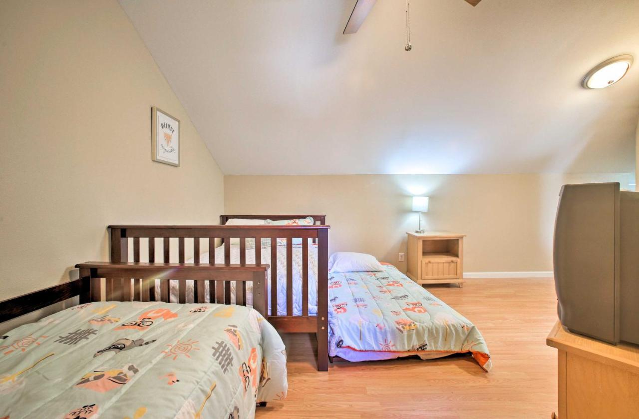Apartment With Views 5 Mi To Strip!
