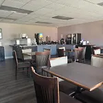 Angel Inn Near Imax, A Travelodge By Wyndham