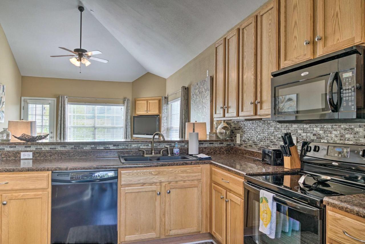 Apartment Family With Pool Access, Near Table Rock Lake!