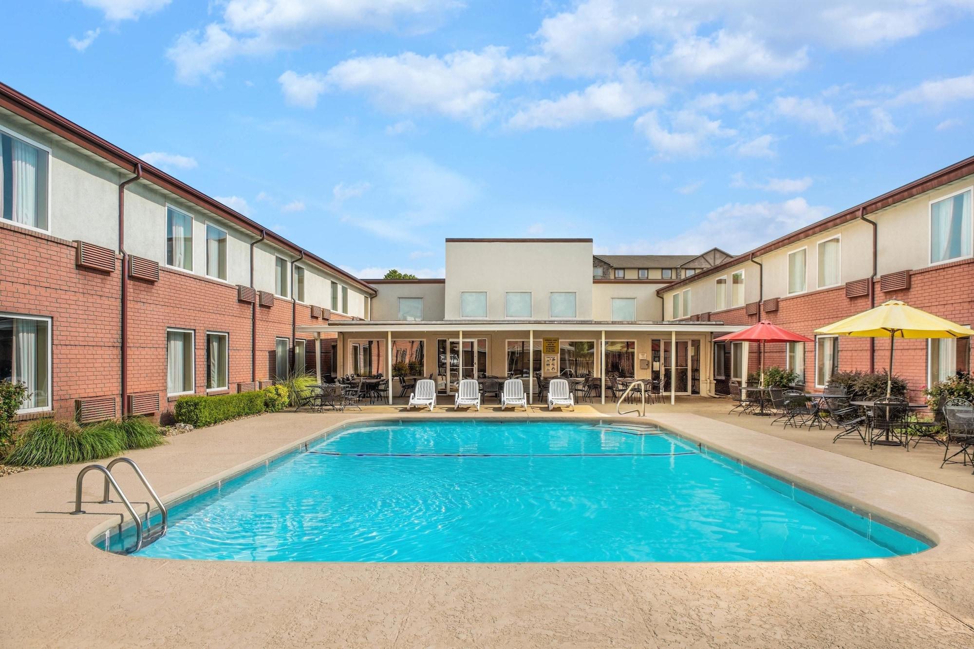 The Bransinn Entertainment District 2* Branson