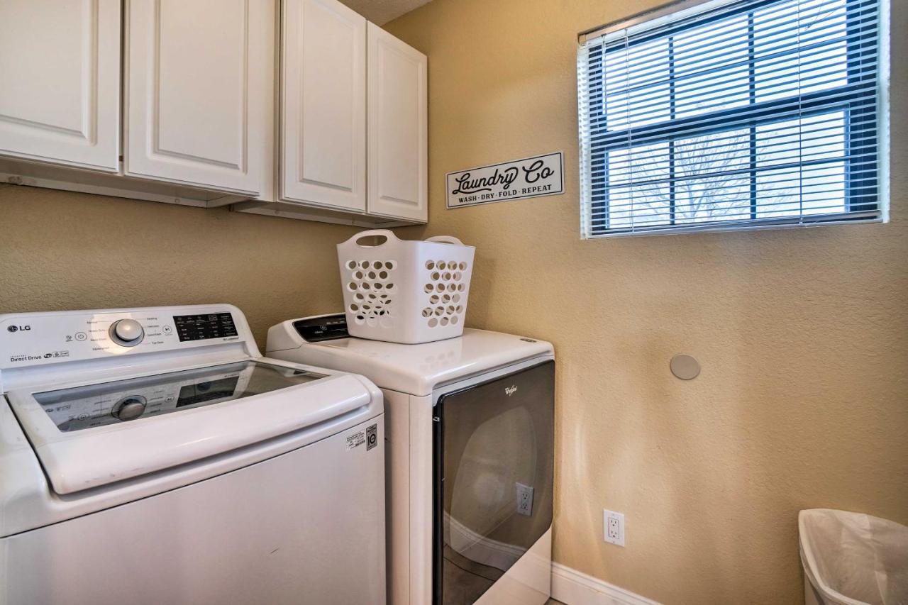 On Thousand Hills Golf Course! Apartment