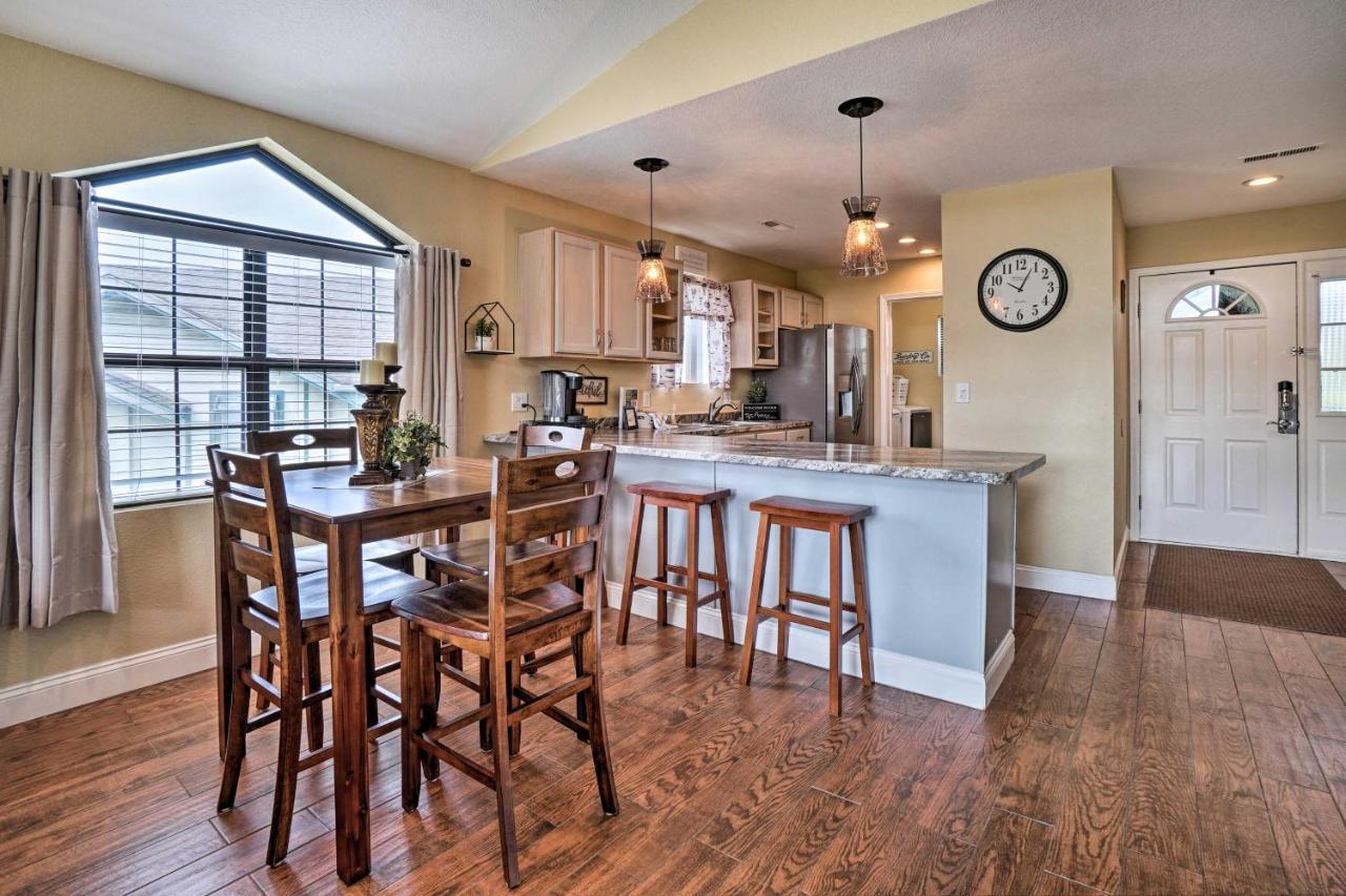 Apartment On Thousand Hills Golf Course! *